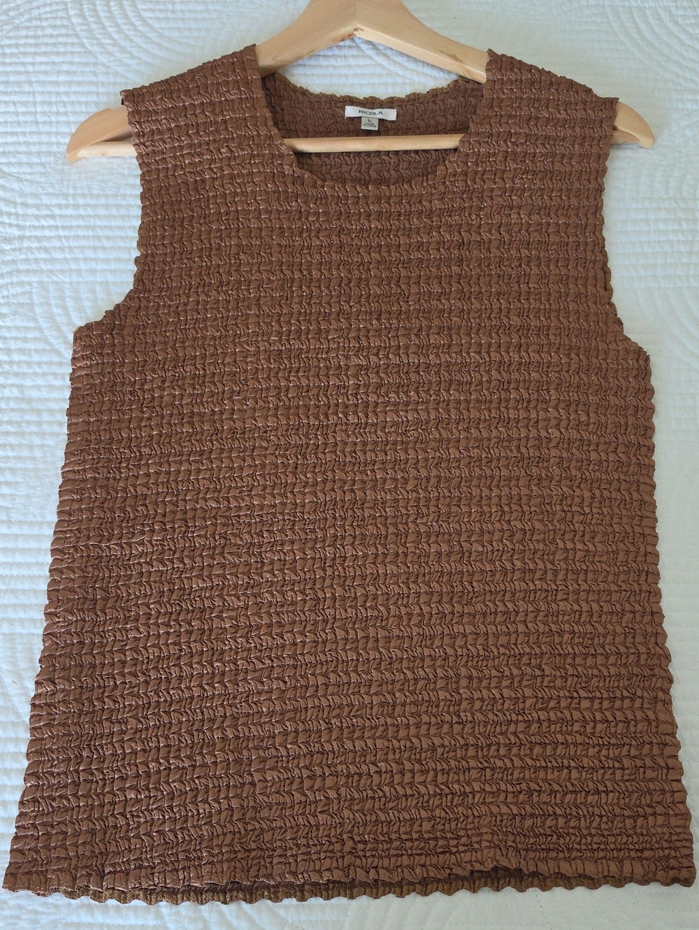 NICOLA Brown Textured Sleeveless Tank